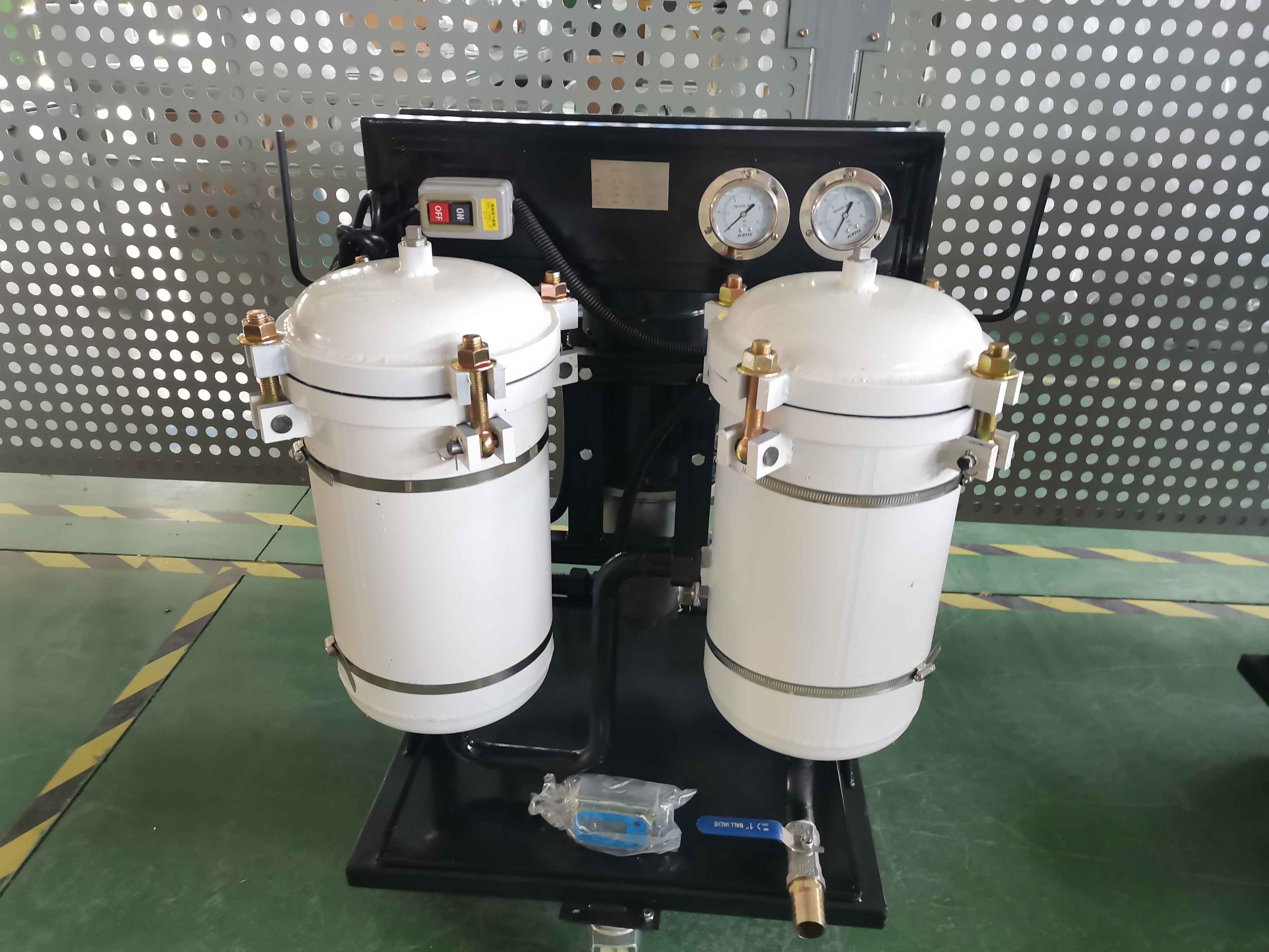 AIDA develop and popular with UAS clients movable oil purifier