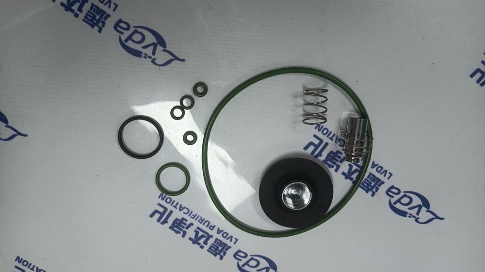 Maintenance Kits Set of Wearing Parts 2901064500 Used for Oil Injected Screw Air Compressor 