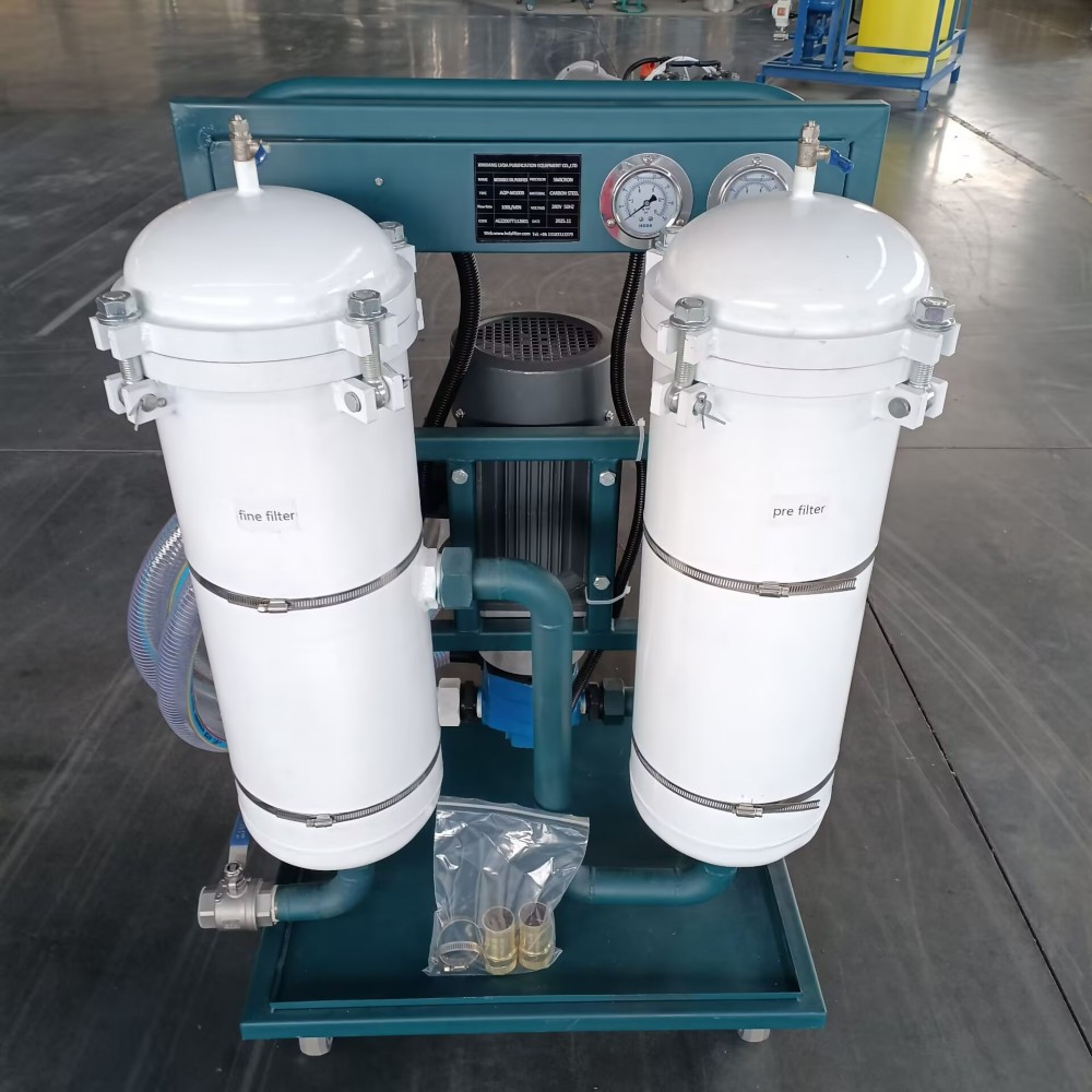 High Precision skid-mounted fluid purification device used to remove solid particles